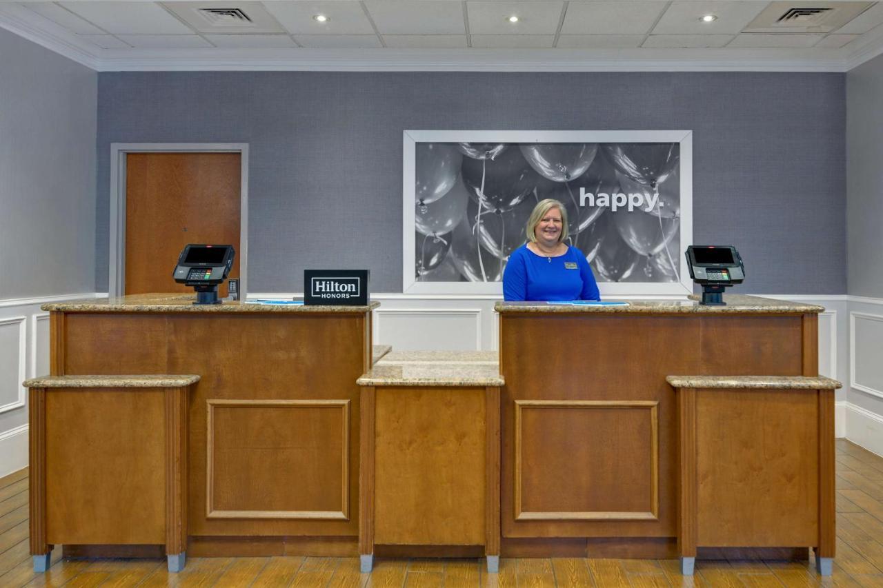 Hampton Inn & Suites Birmingham-Hoover-Galleria Bagian luar foto